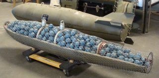 ОАВ: Вашингтон Ар-Риёдга кассетали бомбалар жўнатишни тўхтатди фото