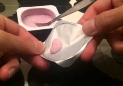 Идиш қопқоғига ёпишиб қолмайдиган япон йогурти видеоси чоп этилди фото