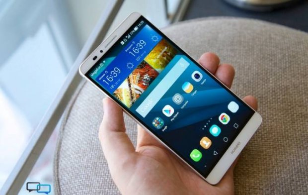 O‘zbekistonda Huawei Ascend Mate 7 smartfoni 1,8 million so‘mdan sotila boshlandi