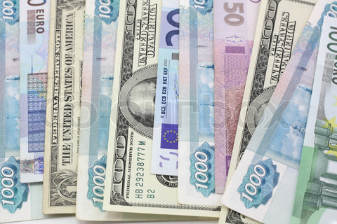 Dollarning 10 dekabr holati uchun rasmiy kursi 54,21 rubl, evro esa 66,88 rublni tashkil etdi
