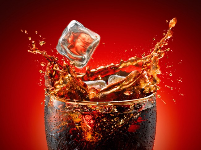 Олимлар: Coca Cola саратон хавфини оширади