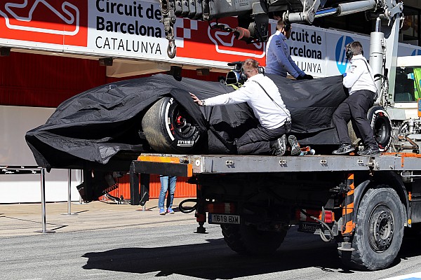 Alonsoning avariyasi sabab Barselonadagi “Formula-1” sinov poygalarining tonggi qismi to‘xtatildi