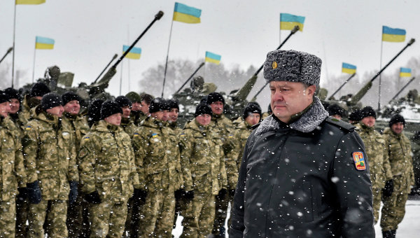Poroshenko rafiqasidan o‘zini 23 fevral bilan tabriklamaslikni iltimos qildi