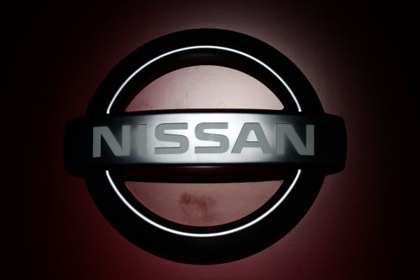 Nissan корпорацияси АҚШ ва Канададан 640 мингга яқинроқ машинасини қайтариб олади