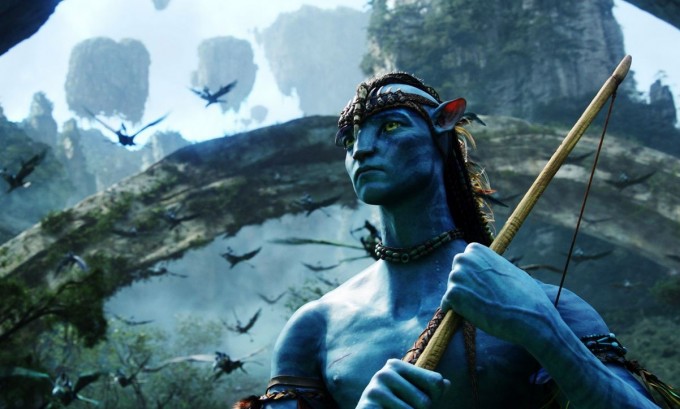 Chechen yozuvchisi «Avatar» filmi uning asaridan o‘g‘irlanganini aytib, Kemerondan foydani bo‘lishishni talab qildi