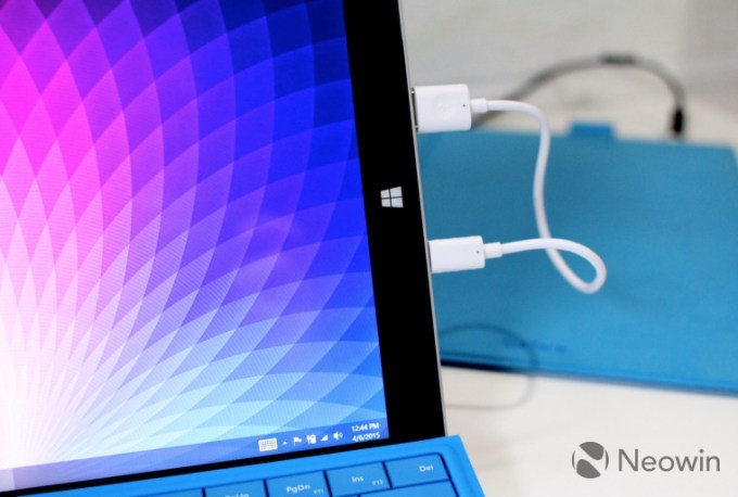 Янги Surface 3 планшети ўз-ўзини зарядлай олиши хабар берилди