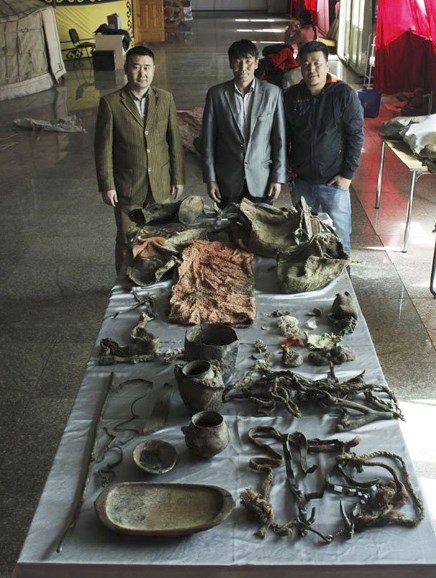 Oltoy tog‘larida "krossovkalarda" bo‘lgan 1500 yillik mumiyo topildi
