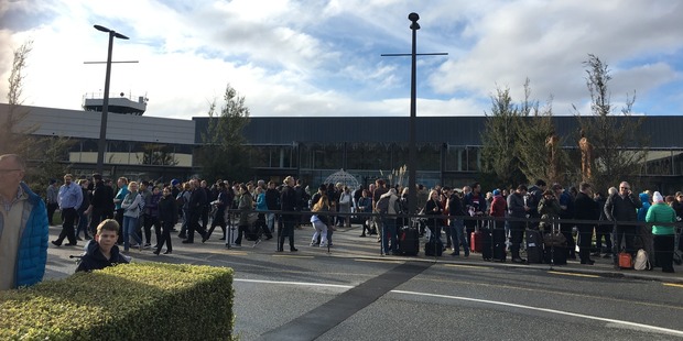 Yangi Zelandiyadagi aeroportda shoshilinch evakuasiya amalga oshirildi