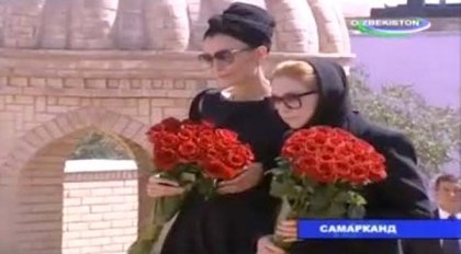 Tatyana Karimova hamda Lola Karimova-Tillaeva ilk bor Prezident Islom Karimovning qabrini ziyorat qilishdi (Video)