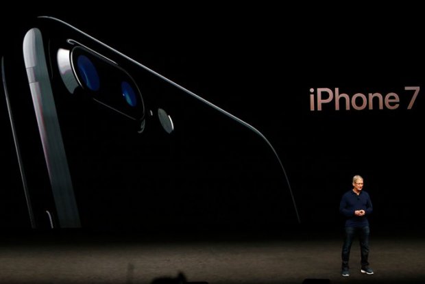 Apple taqdimoti: qora korpusli iPhone, suvga chidamli soatlar va boshqa asosiy yangiliklar