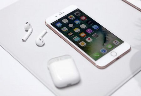 Тошкентда iPhone 7 5,7 млн сўмдан сотувга чиқди
