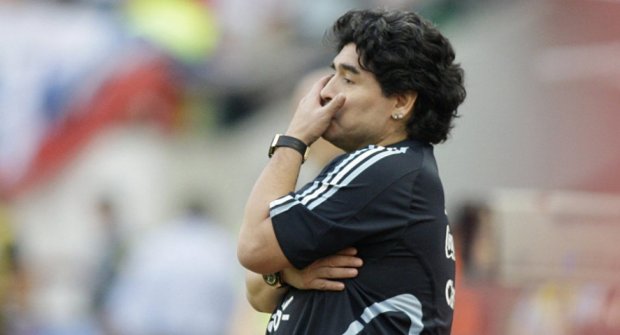 Maradona Fidel Kastroni “ikkinchi otam” deb atadi