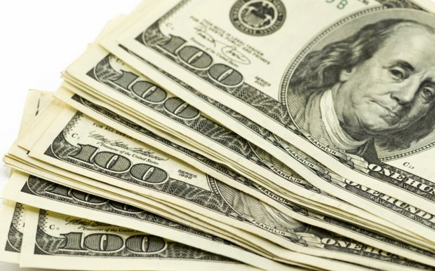 O‘zbekistonda dollarning rasmiy kursi yana 19 so‘mga ko‘tarildi