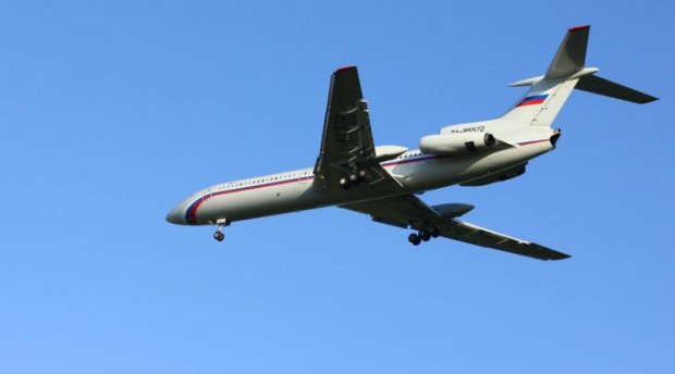 Россияда Ту-154 авиаҳалокати муносабати билан 26 декабрь мотам куни деб эълон қилинди