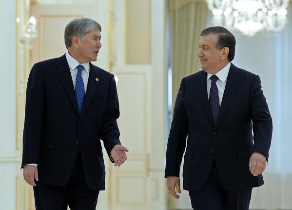 Atamboyev: Shavkat Mirziyoyev 15 yil ko‘rmagan akamni topishga yordam berdi