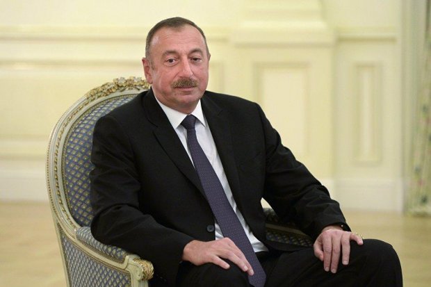 Ozarboyjon prezidenti Shavkat Mirziyoyevni tabrikladi