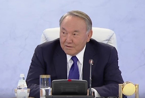 Nazarboyev Transport vazirini nima uchun «garov»da qoldirgan edi? (Video)