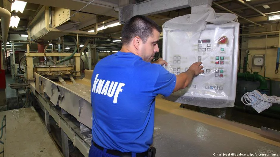 Германиянинг Knauf компанияси Россиядан бутунлай чиқиб кетишини тасдиқлади расм