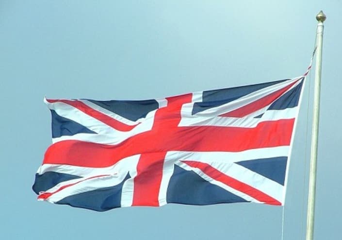 Buyuk Britaniya Nemsovning o‘ldirilishini qoralab chiqdi