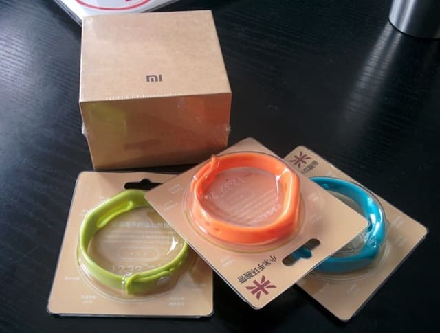 O‘zbekistonda ekransiz Xiaomi Mi Band fitnes-trekerini 25 dollardan buyurtma qilish mumkin