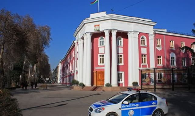 23 yoshli talaba vafotidan so‘ng Dushanbe IIBning to‘rt milisioneri o‘ldirib ketildi