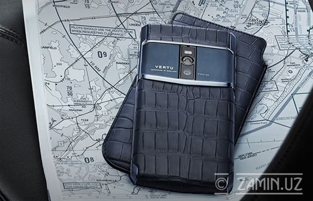 Vertu sapfir oynali o‘ta mustahkam smartfon ishlab chiqardi