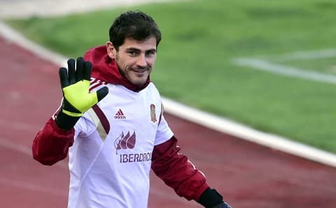 Iker Kasilyas noyob rekord qayd etdi