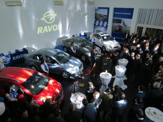 GM Uzbekistan Озарбайжонда Ravon'ни намойиш этди (фото)