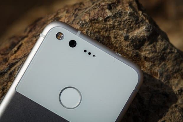 Google Pixel фойдаланувчилари смартфон қотишидан шикоят қилишмоқда