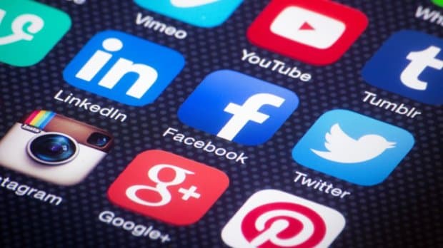 Facebook иловаси йилнинг энг оммабоп иловалари рейтингини бошқармоқда