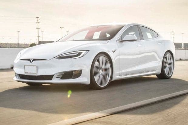 Tesla Model S tezlashish rekordini o‘rnatdi