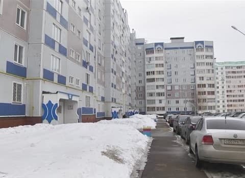 Татаристонда 9-қаватдан тушиб кетган қиз омон қолди