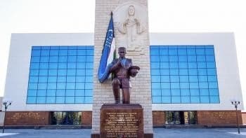 Эй сен, ўзбек деганда эҳтиёт бўл...