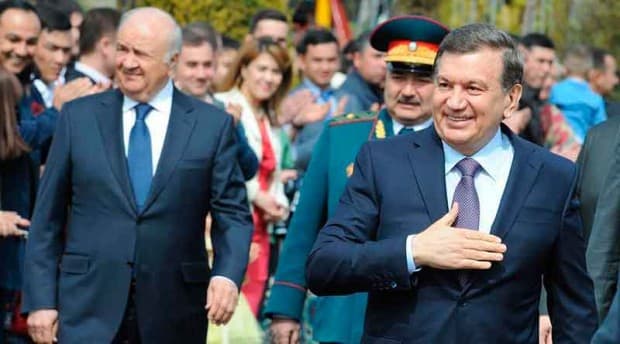 Mirziyoyev qaysi shifokorlarni 10 yilga daromad solig‘idan ozod qildi?