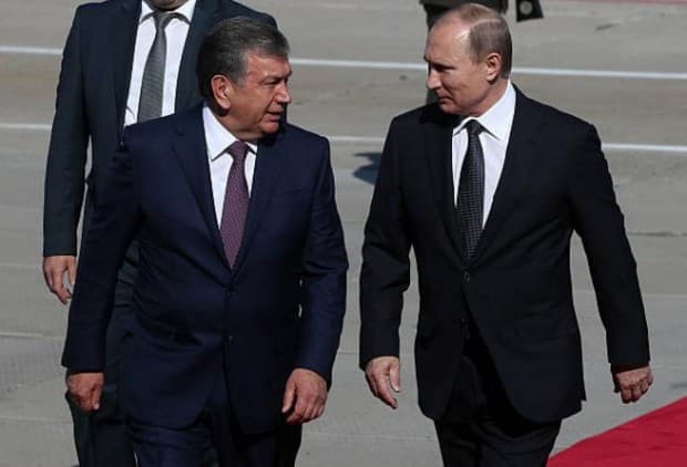 Шавкат Мирзиёев 4 апрель тонгида Москвага учиб кетади
