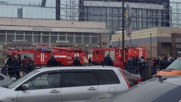 Петербургда қўлбола бомбалар орқали портлашлар содир этилган