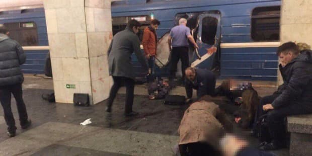 Петербург метросининг 2 бекатида портлаш бўлган, қурбонлар сони 10 нафар