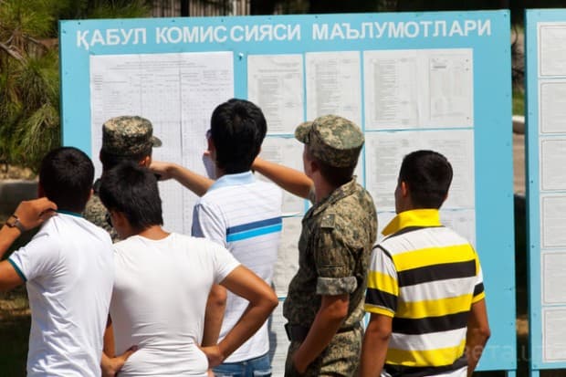 Армияда хизмат қилган абитуриентлар учун имтиёзлар ортди