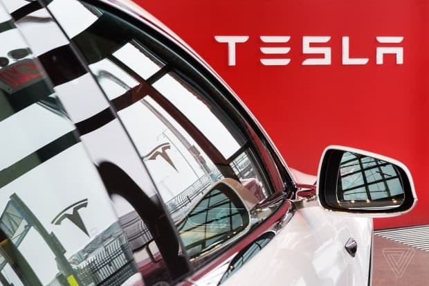 Tesla Хитойда завод қуради