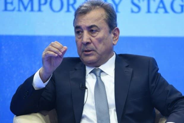 Senator: “Valyuta bozorini erkinlashtirishni kechiktirish ko‘proq ziyon etkazadi”