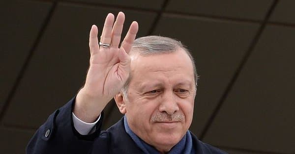 Shavkat Mirziyoyev Erdo‘g‘anga yangi zafarlar tiladi