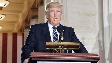 Трамп АҚШ Махфий хизматига янги раҳбар тайинлади