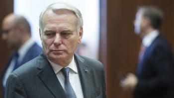 ОАВ: АҚШ Сурияга зарба бериши ҳақида Францияни хабардор қилган