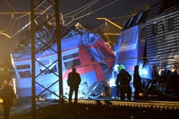 Moskva g‘arbida poezd va elektrichka to‘qnashib ketdi