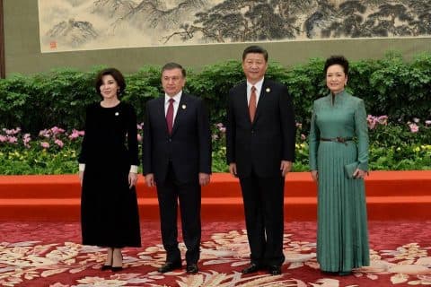 Fotogalereya: Shavkat Mirziyoyev rafiqasi bilan birinchi marta xalqaro forumida