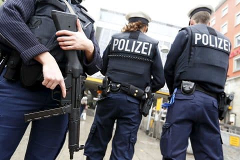 Germaniyada afg‘onistonlik qochoq besh yashar bolani garovga oldi va otib tashladi