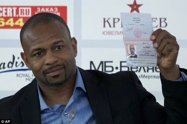 Amerikalik bokschi Roy Jons o‘zini "rus" deb atadi