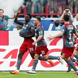 Виталий Денисов «Локомотив» билан Россия чемпиони бўлди