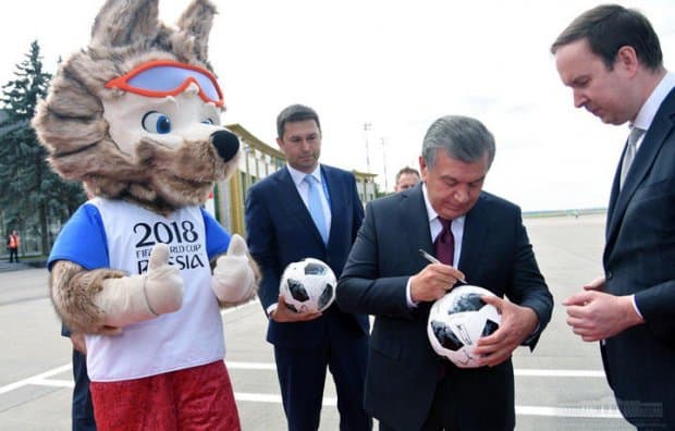 Shavkat Mirziyoyev Moskvaga yetib bordi (foto)