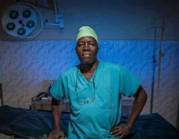 Bemorlariga Qur’onni o‘qib bergan katolik jarroh BMT mukofotiga sazovor bo‘ldi